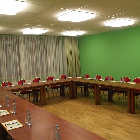 Ckm Centrum Konferencyjne Mazowsze Otrębusy Exterior foto